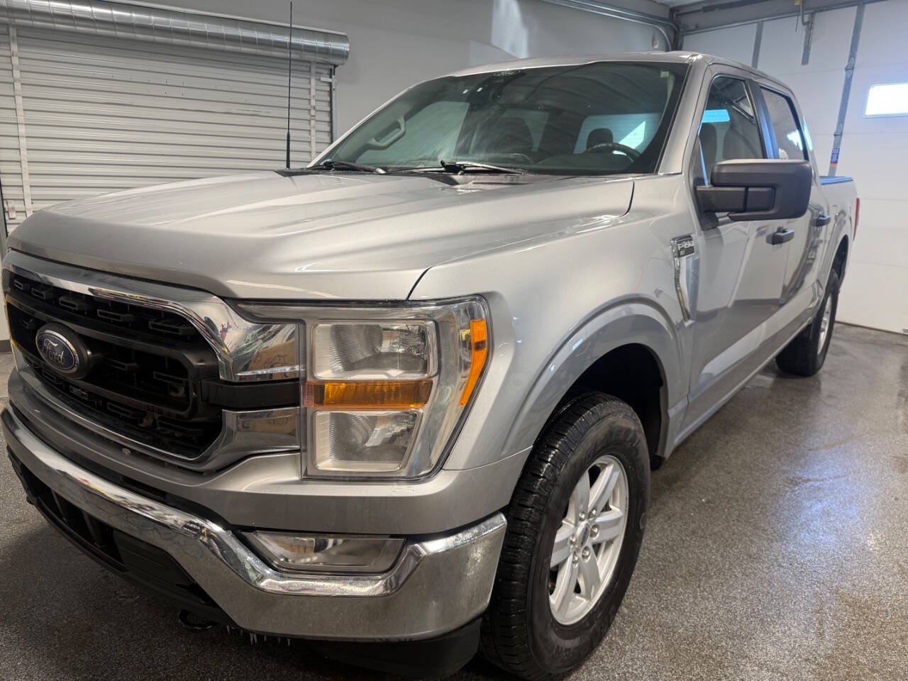 Used 2021 Ford F150 XLT AWD/4WD image 2