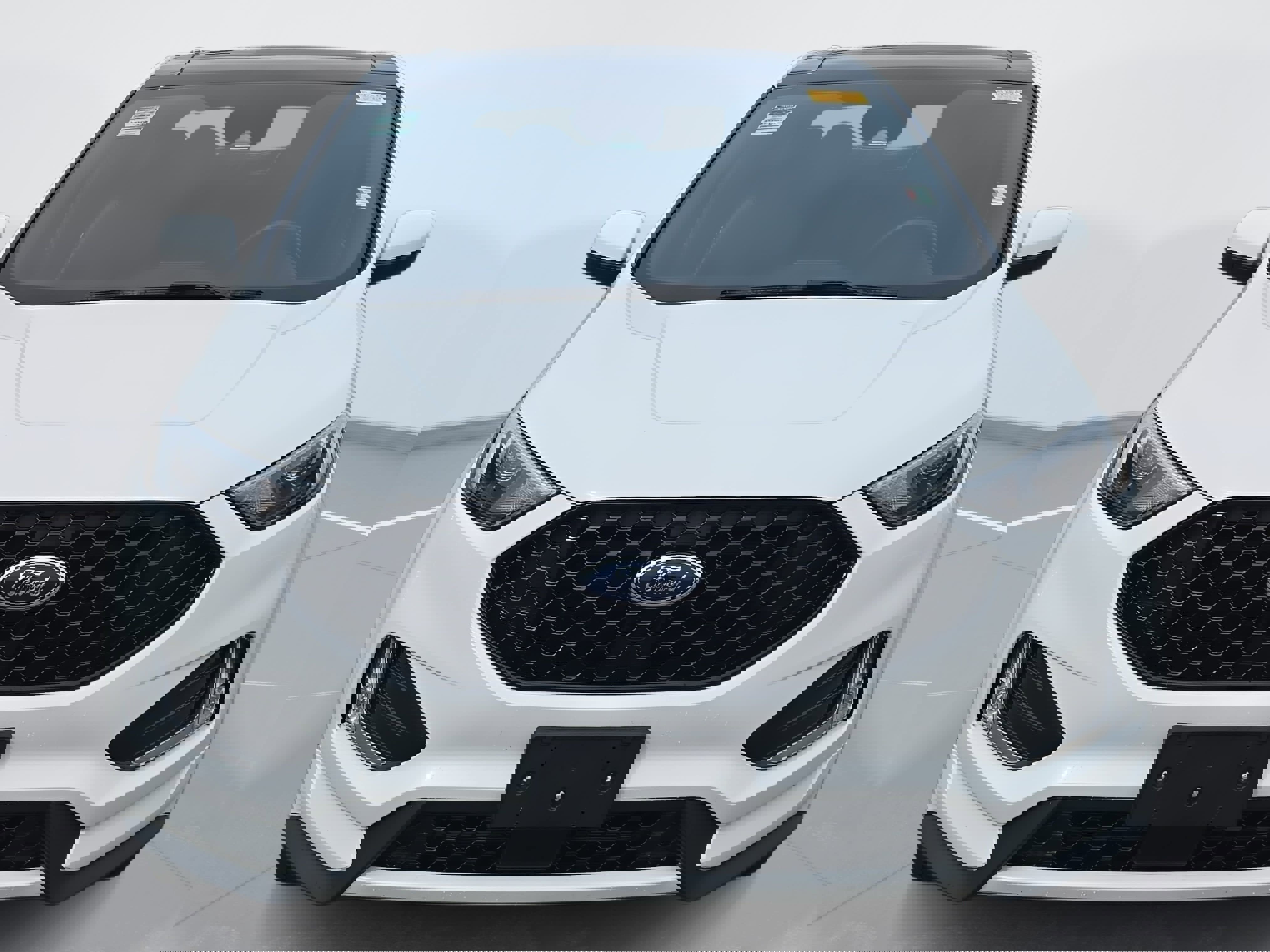 Used 2024 Ford Edge ST-Line image 2