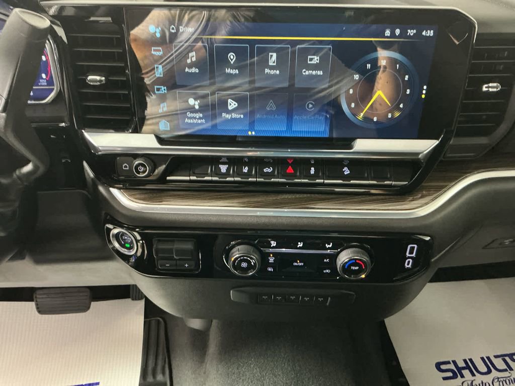 Used 2024 Chevrolet Silverado 2500 LT image 17