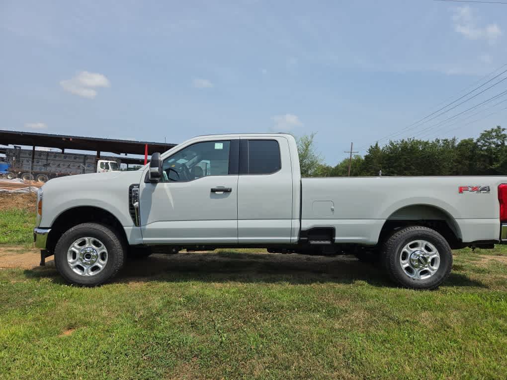 New 2026 Ford F350 XLT AWD/4WD image 6
