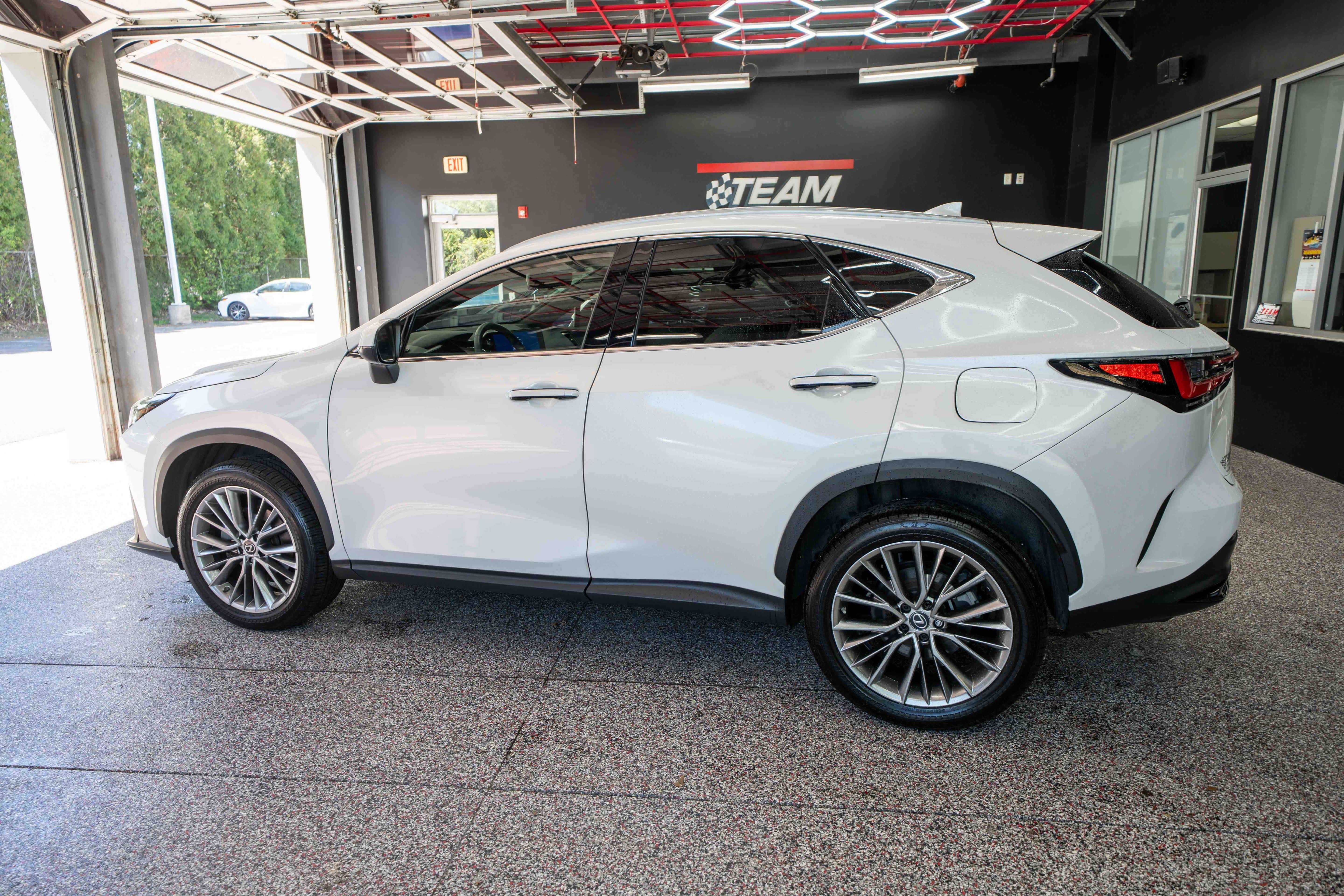 Used 2022 Lexus NX 350 AWD image 2