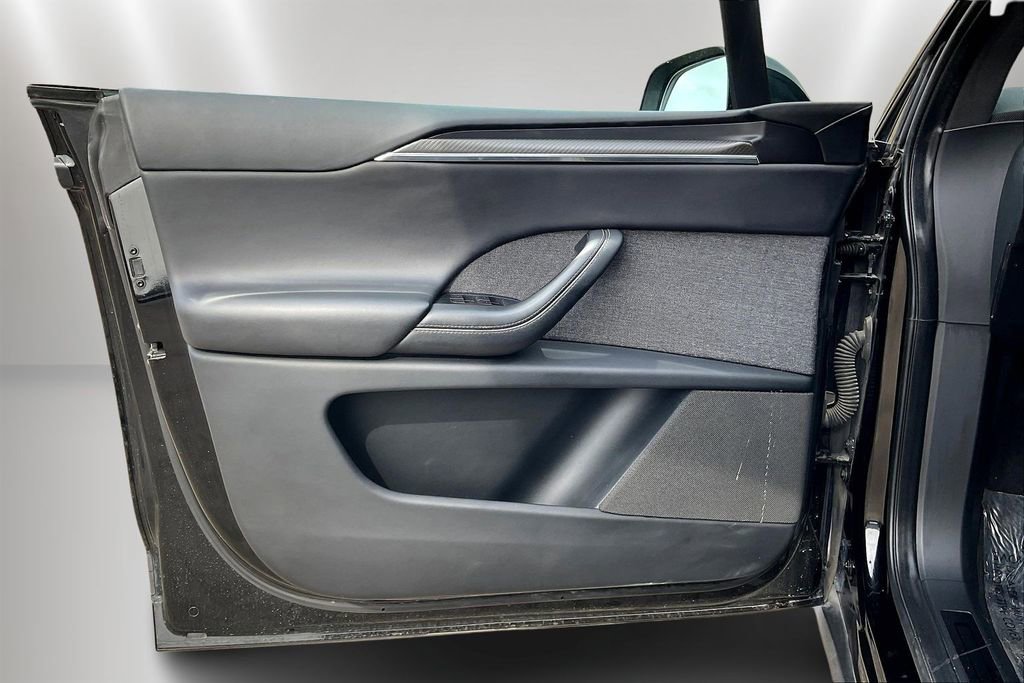 Used 2023 Tesla Model X Plaid image 19
