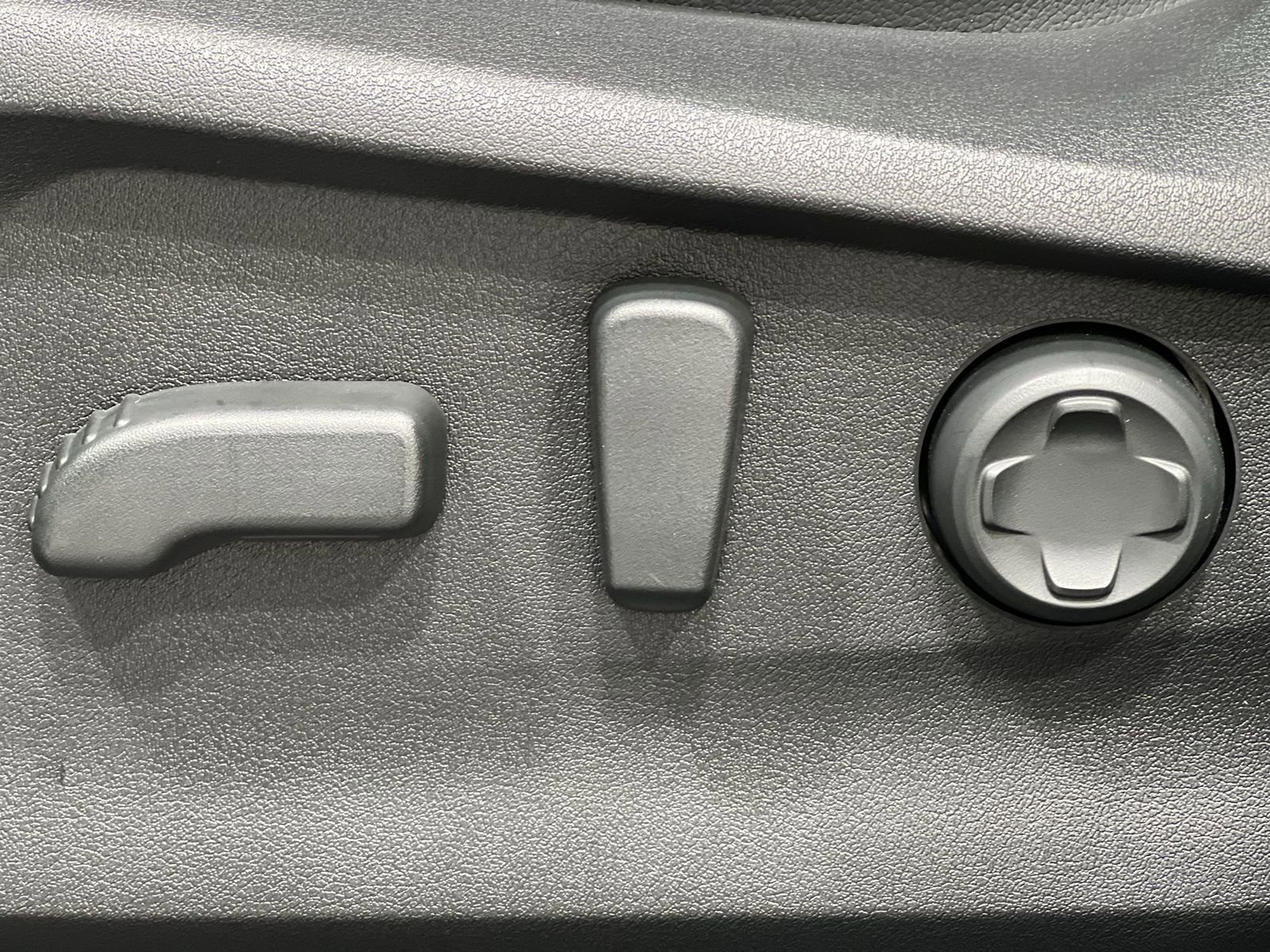 Certified 2024 Subaru Ascent Touring image 12