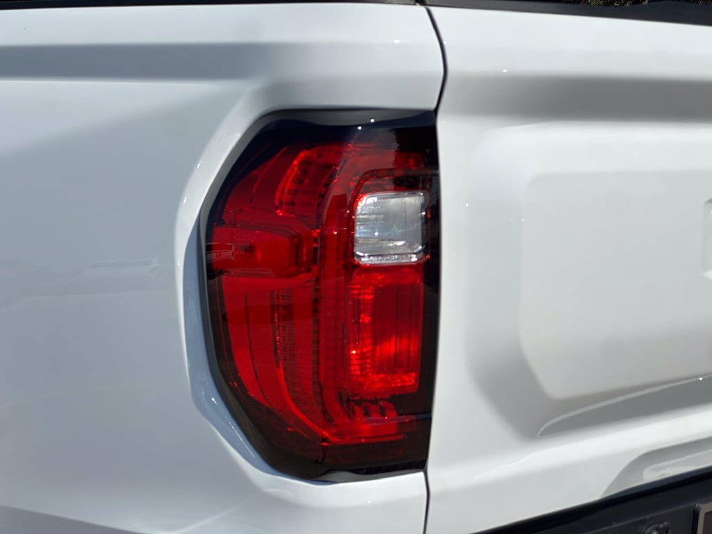 New 2026 GMC Canyon Denali AWD/4WD image 29