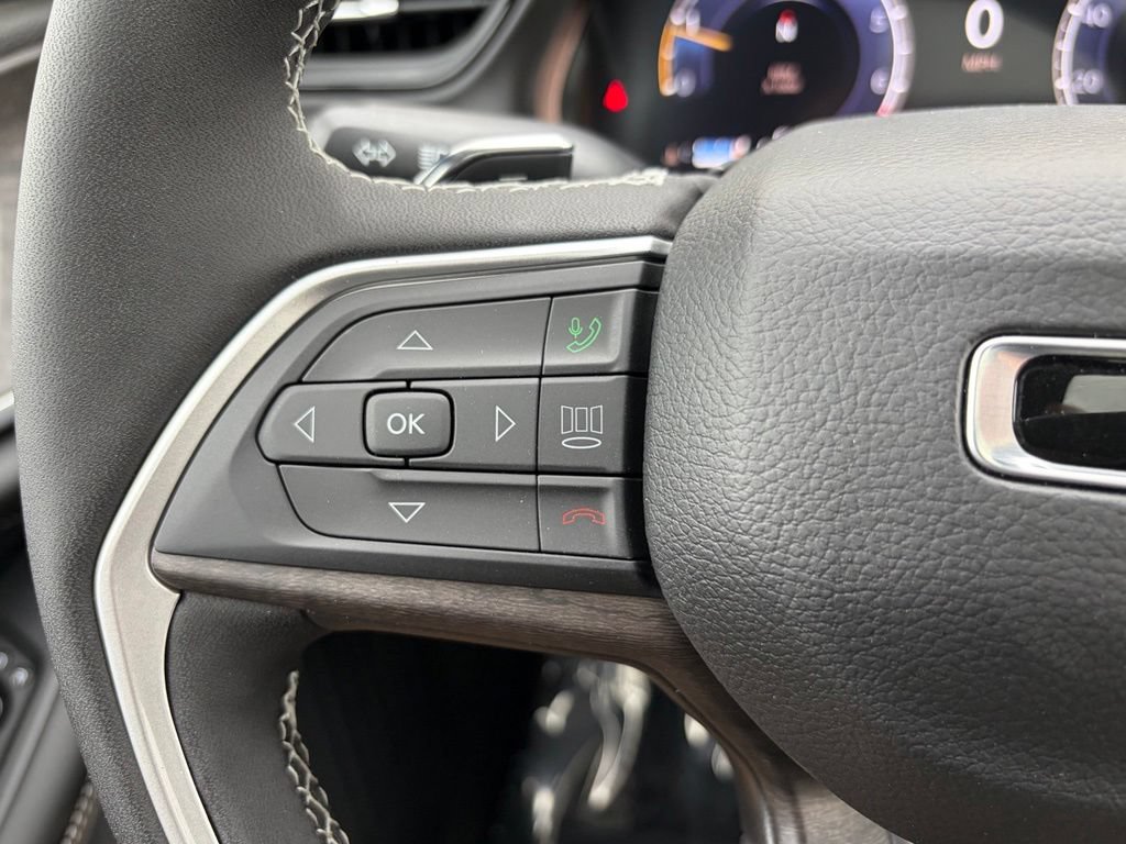 New 2026 Jeep Grand Cherokee L Limited AWD/4WD image 31