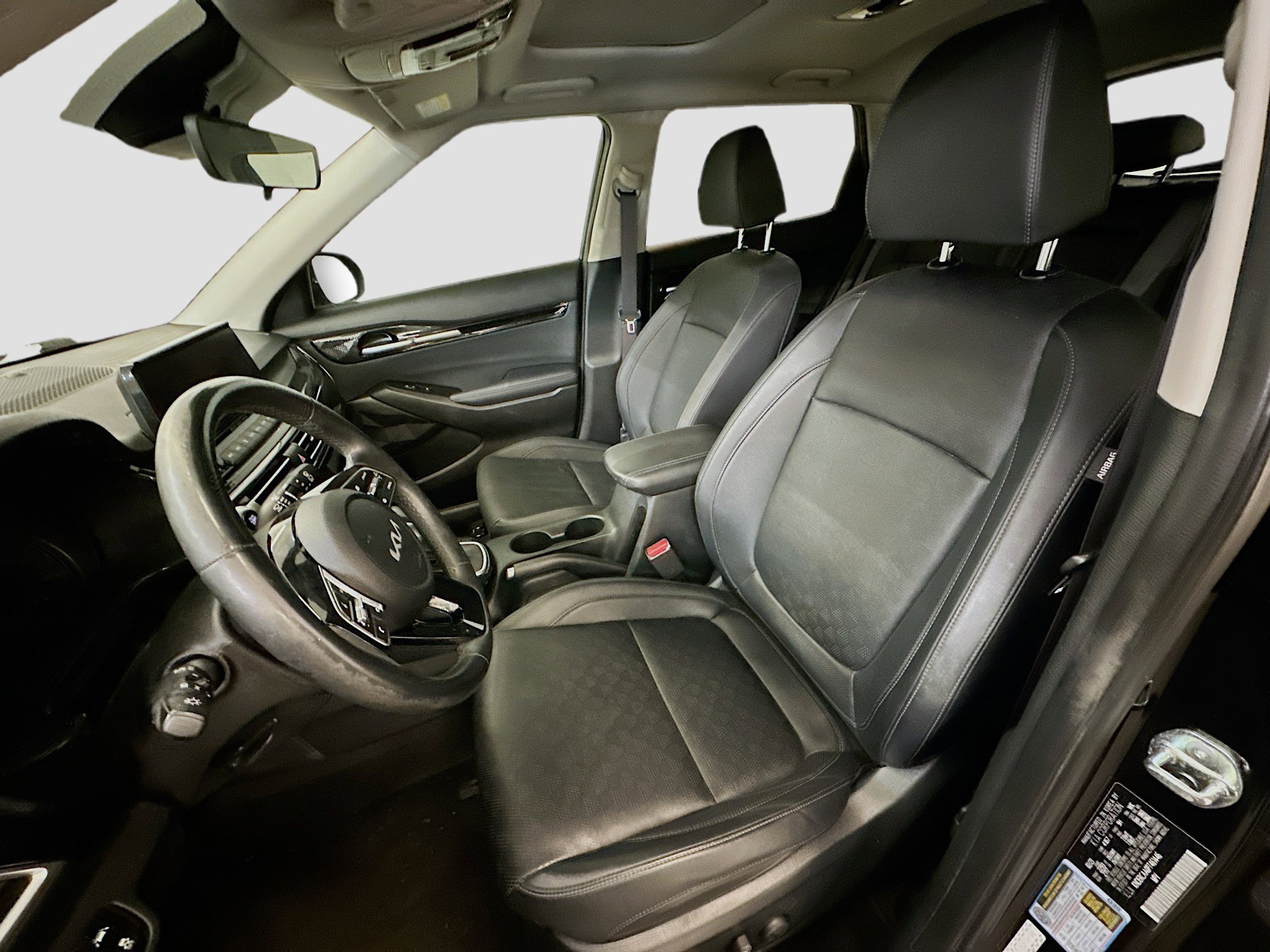 Used 2023 Kia Seltos EX image 13