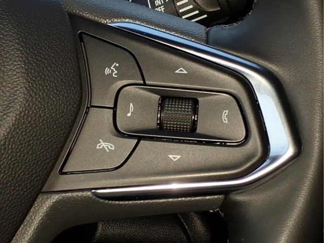 Used 2025 Chevrolet Trax LT w/ Driver Confidence Package FWD image 26