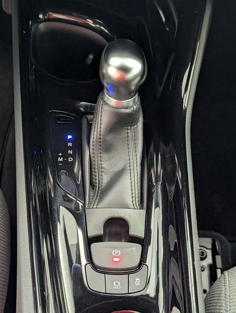 Used 2019 Toyota C-HR XLE FWD image 21
