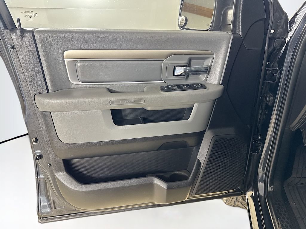 Used 2017 RAM 1500 Big Horn AWD/4WD image 11