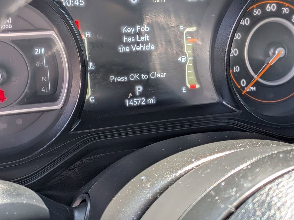 Used 2025 Jeep Wrangler Unlimited Rubicon image 17