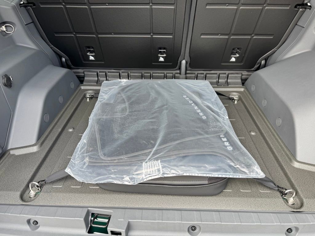 New 2025 INEOS Grenadier Fieldmaster Edition image 22