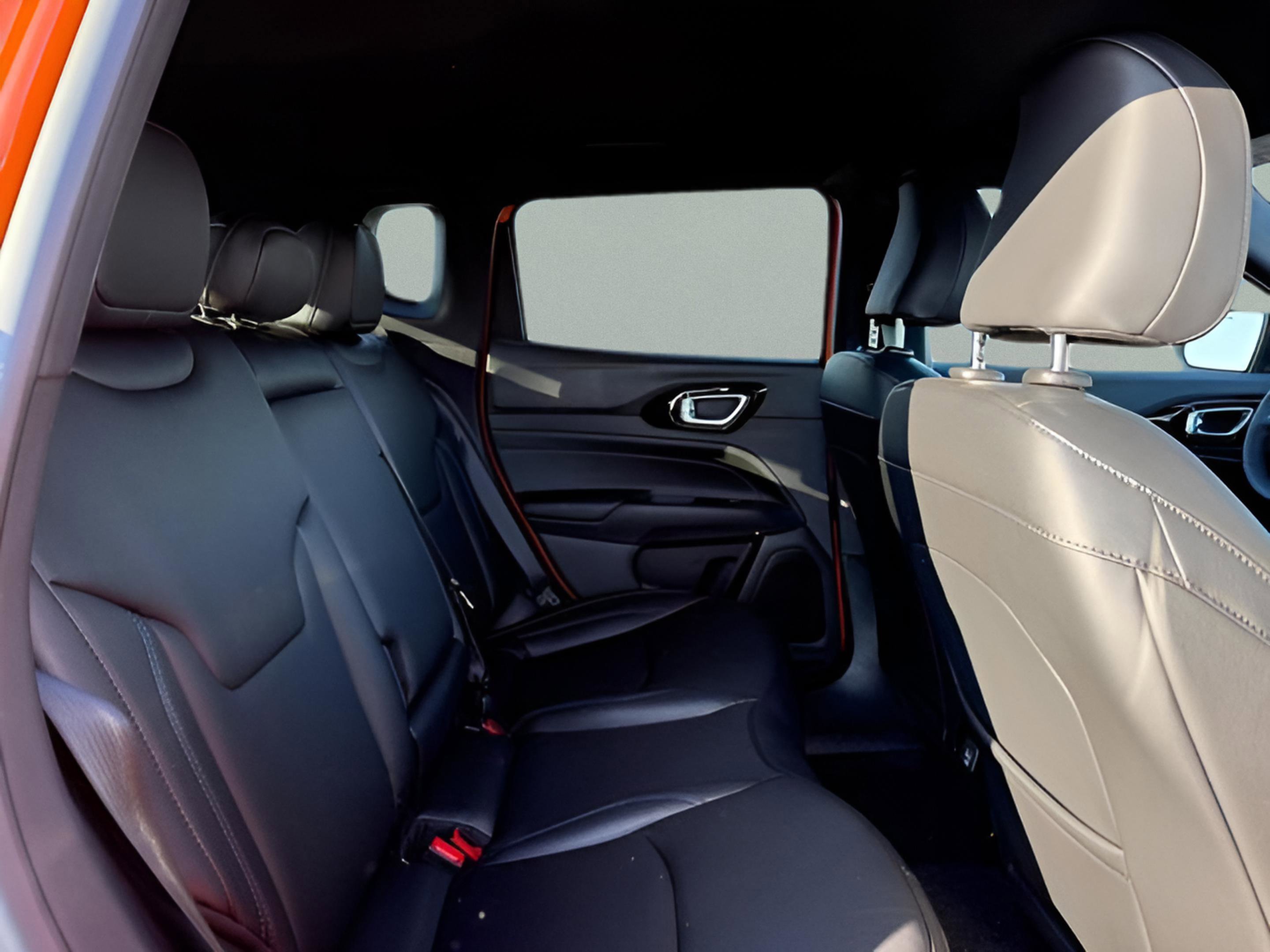 New 2026 Jeep Compass Limited image 9