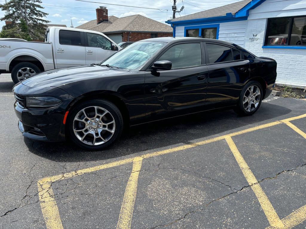 Used 2016 Dodge Charger SXT