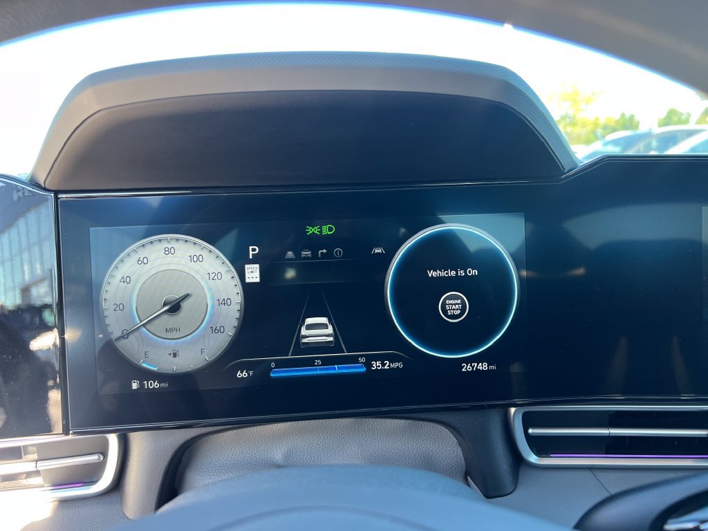 Used 2024 Hyundai Elantra SEL FWD image 16