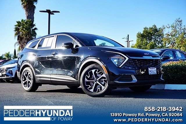 Used 2024 Kia Sportage EX image 1