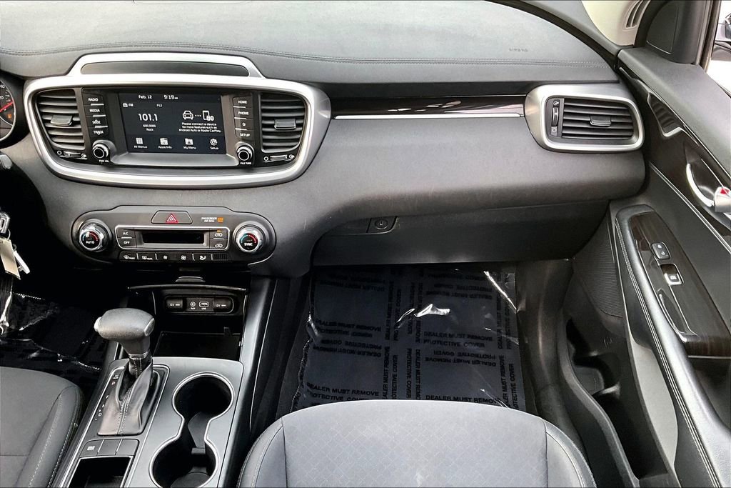 Used 2019 Kia Sorento LX image 25