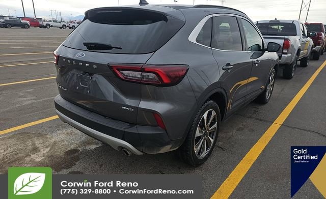 Used 2025 Ford Escape Platinum image 4