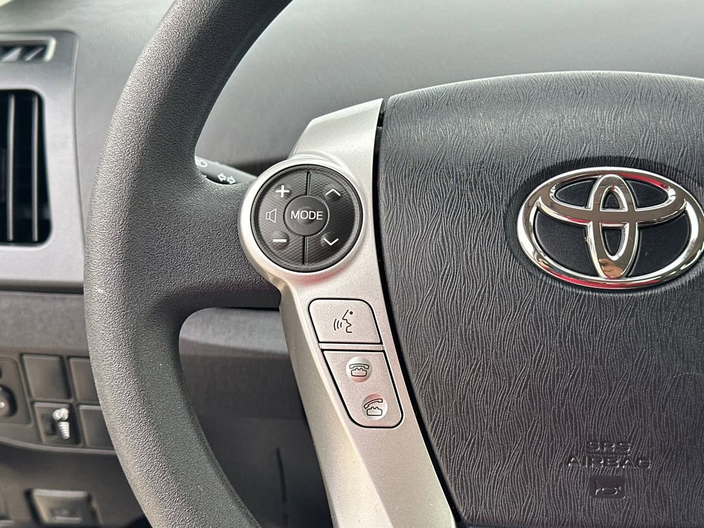Used 2013 Toyota Prius Three w/ Preferred Accessory Pkg FWD image 29