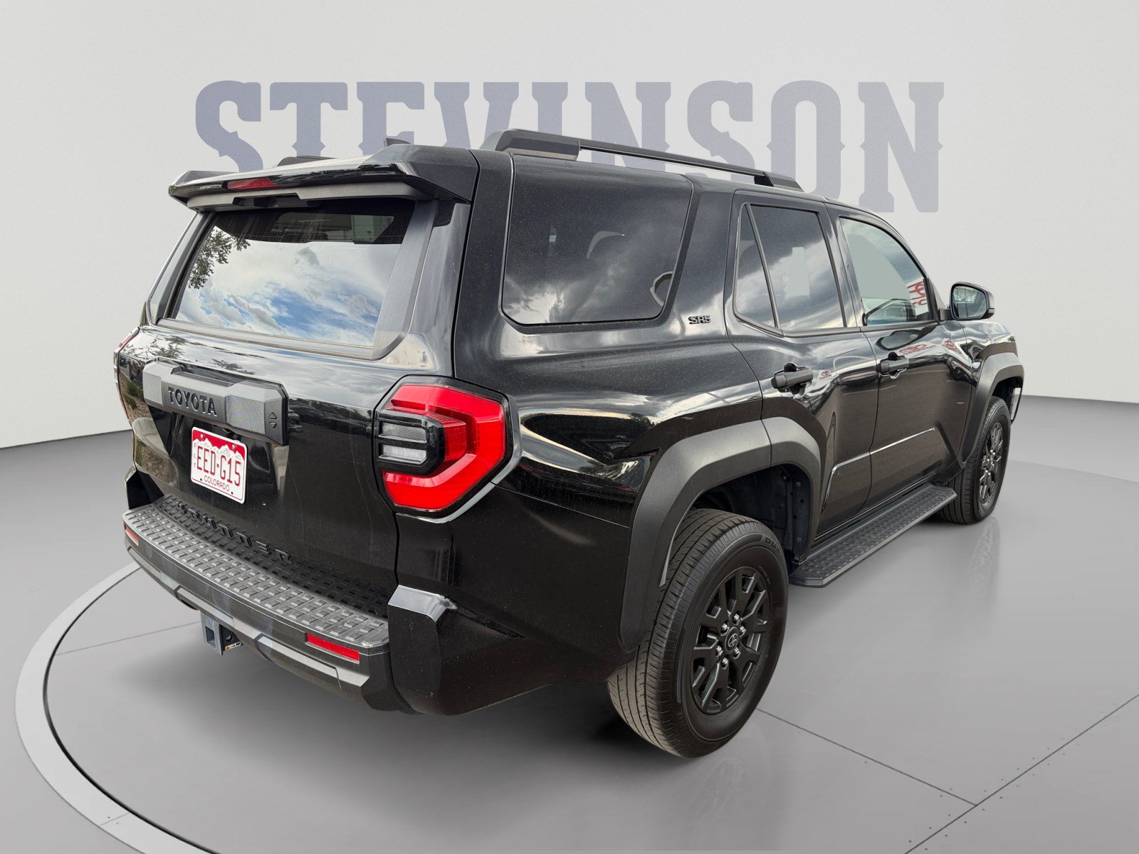 Used 2025 Toyota 4Runner SR5 AWD/4WD image 5