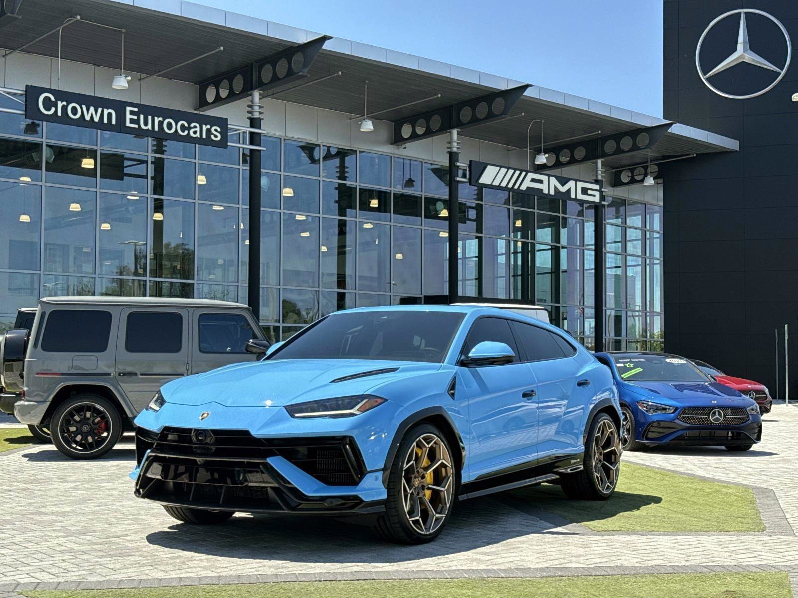 Used 2024 Lamborghini Urus Performante AWD/4WD image 1