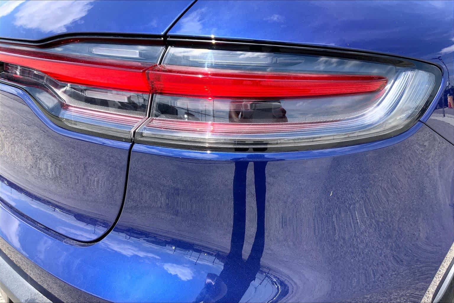 Used 2023 Porsche Macan Turbo AWD/4WD image 45