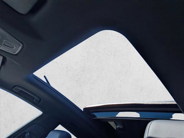 Used 2025 Porsche Macan Electric image 27