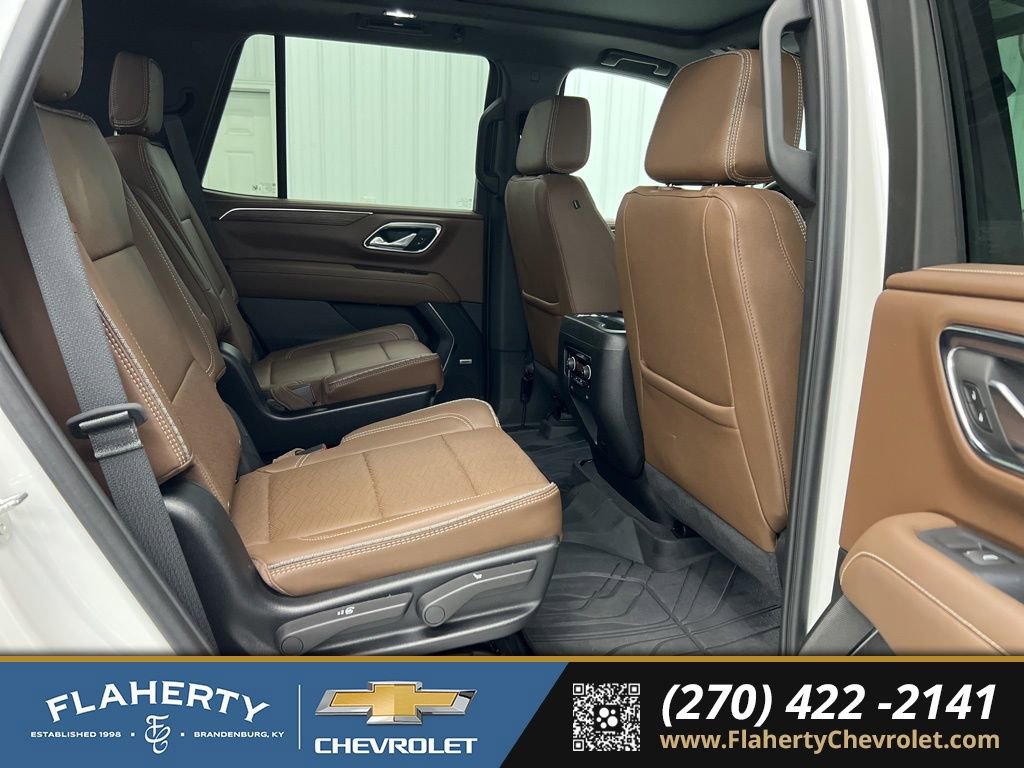 Used 2024 Chevrolet Tahoe High Country image 13