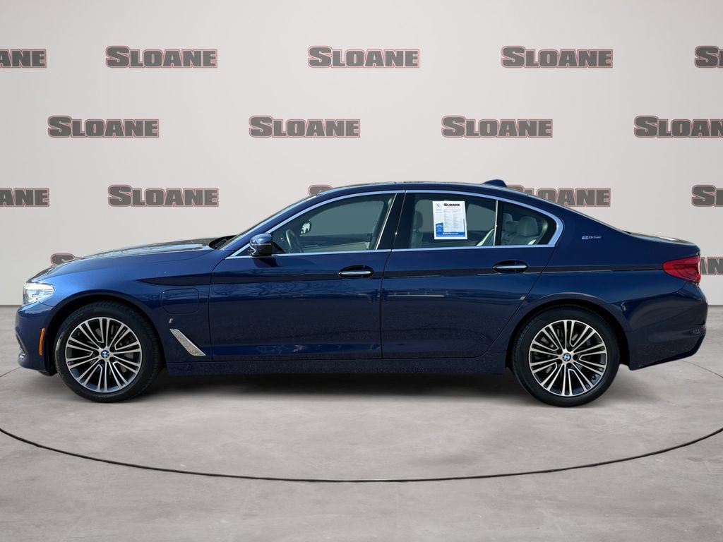 Used 2018 BMW 530e xDrive w/ Premium Package 2 image 2