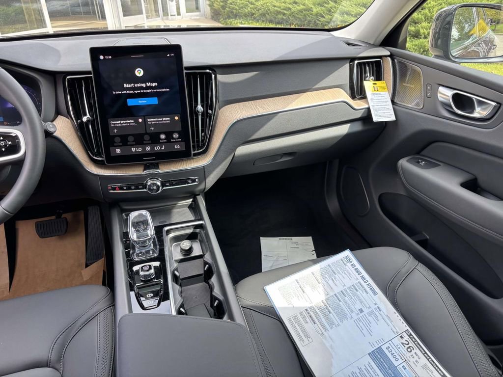 New 2026 Volvo XC60 B5 Plus w/ Protection Package Premier image 30