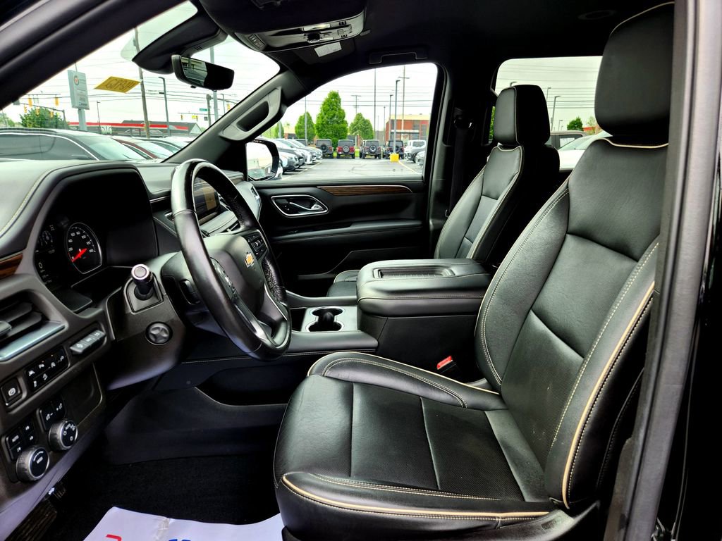Used 2021 Chevrolet Suburban Premier image 14