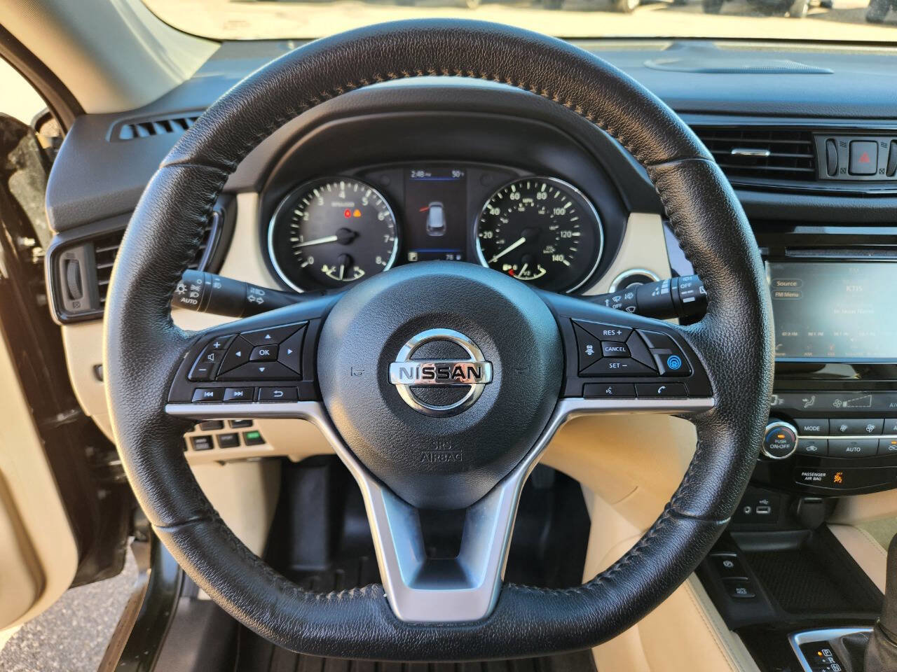 Used 2020 Nissan Rogue SL AWD/4WD image 21