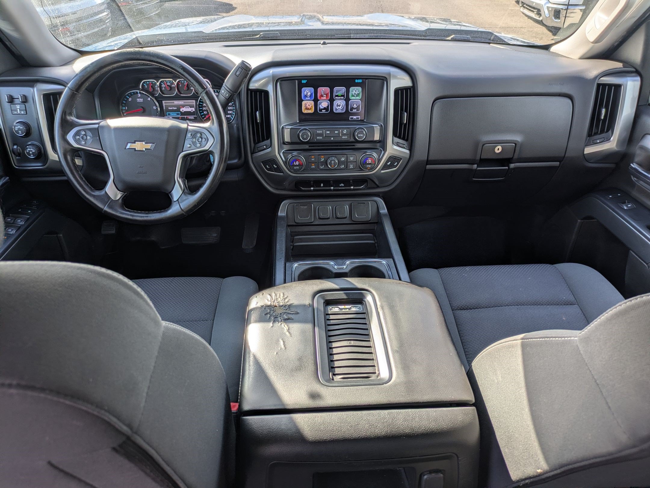Used 2018 Chevrolet Silverado 1500 LT w/ LT Fleet Convenience Package AWD/4WD image 26
