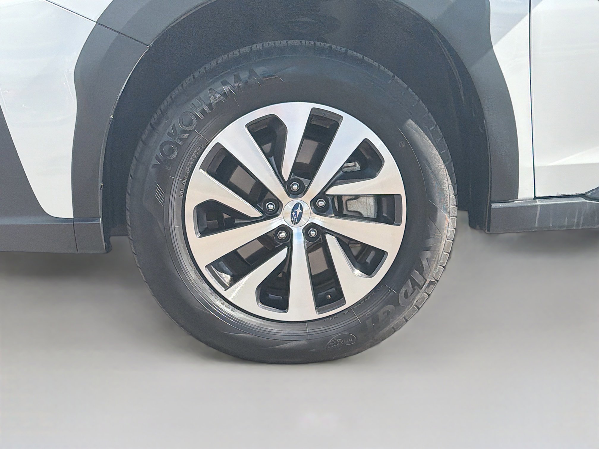 Used 2025 Subaru Outback Premium AWD/4WD image 11