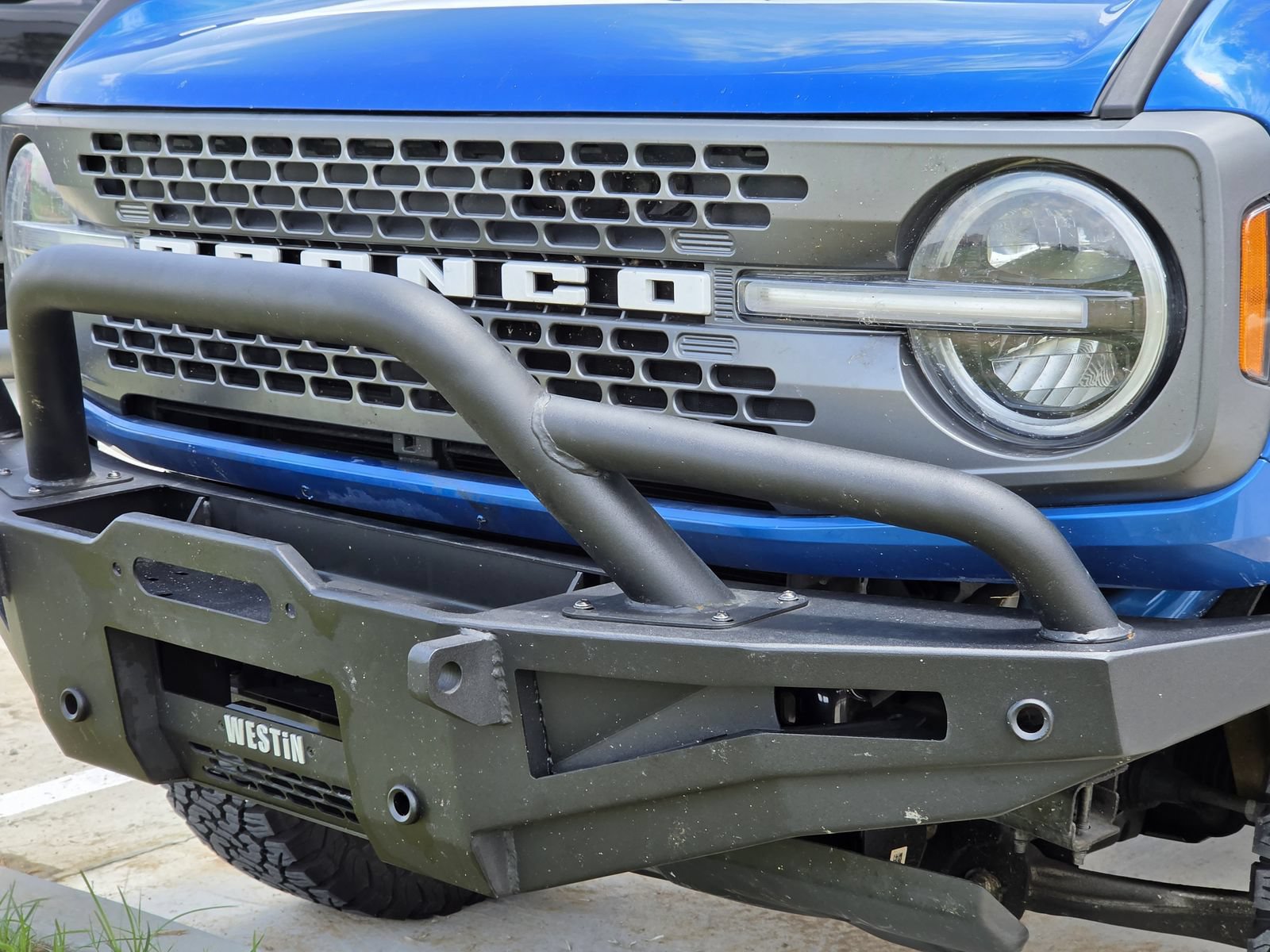 Used 2025 Ford Bronco Badlands AWD/4WD image 4