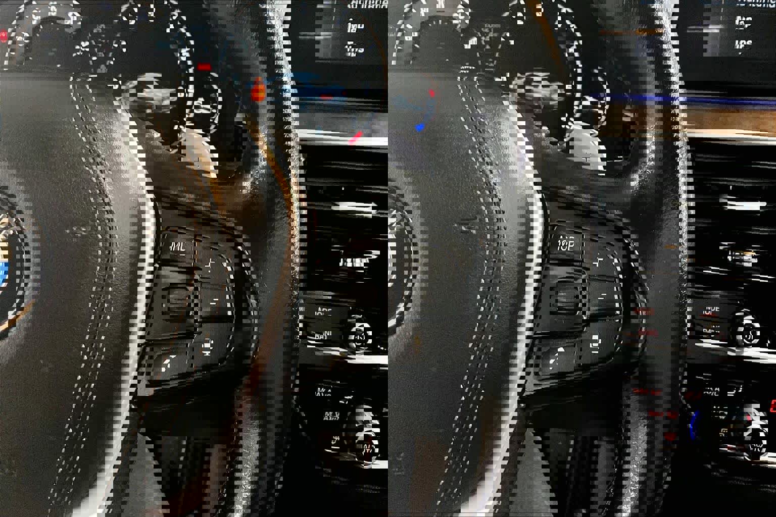 Used 2019 BMW 540i xDrive w/ Convenience Package image 24