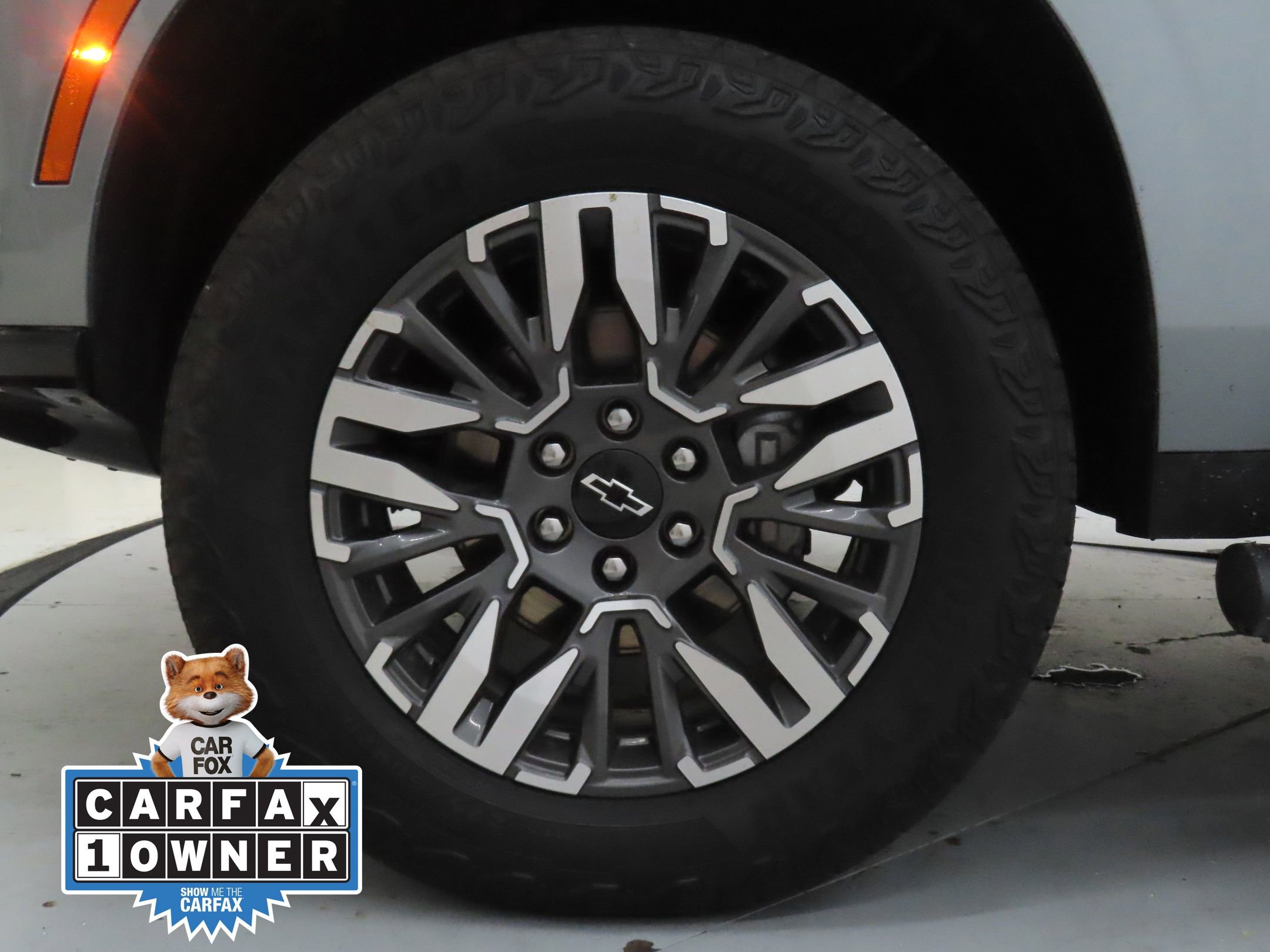 Used 2025 Chevrolet Suburban Z71 AWD/4WD image 26