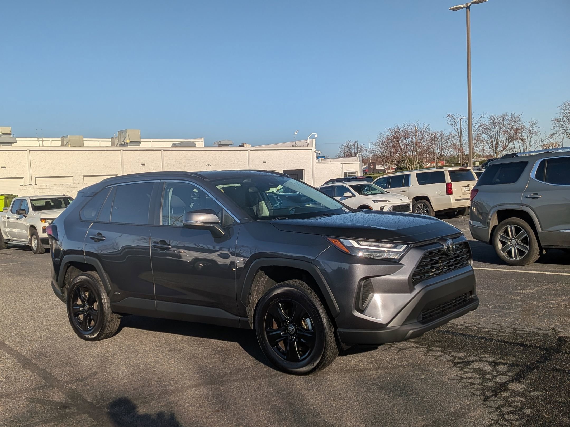 Used 2025 Toyota RAV4 XLE video 2