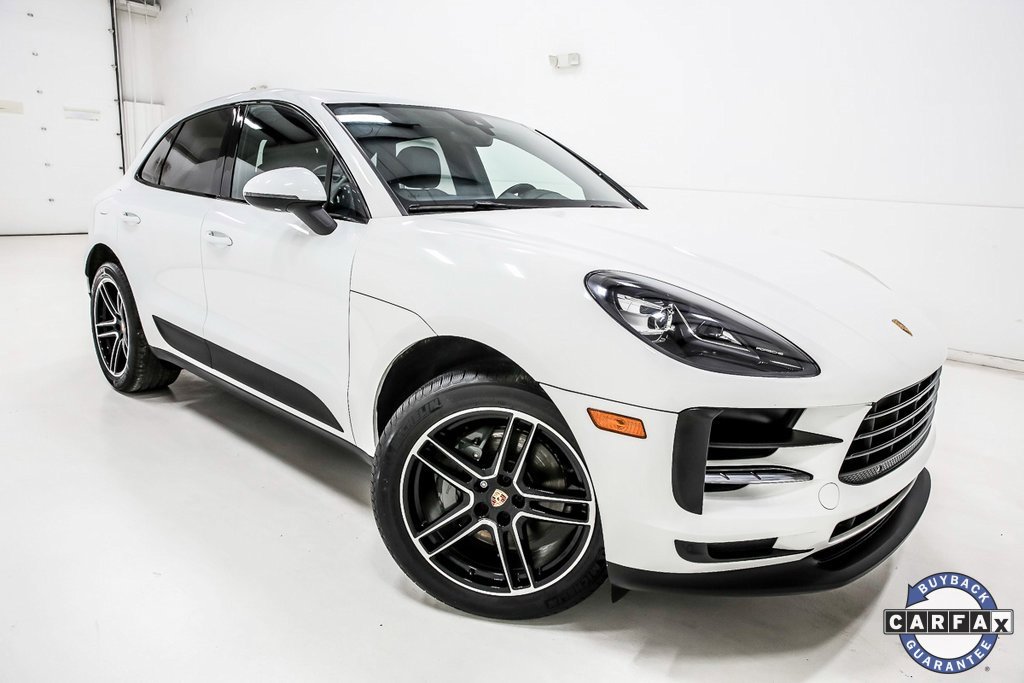 Used 2021 Porsche Macan S w/ Premium Package image 7