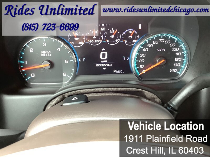 Used 2017 Chevrolet Suburban Premier AWD/4WD image 24
