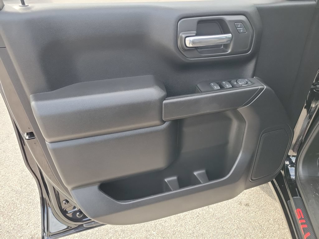 Used 2024 Chevrolet Silverado 1500 Custom AWD/4WD image 18