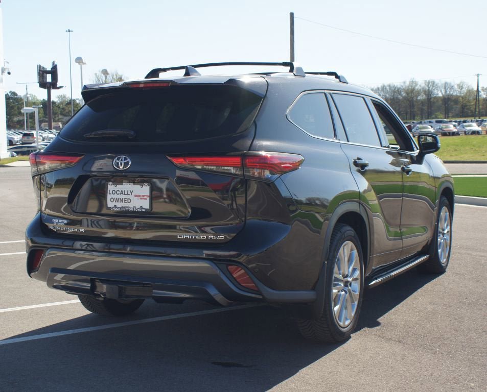 Used 2022 Toyota Highlander Limited AWD/4WD image 22