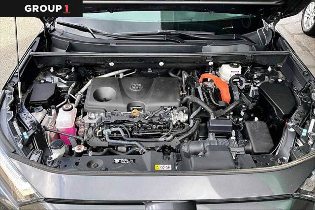 Certified 2025 Toyota RAV4 XLE AWD/4WD image 30