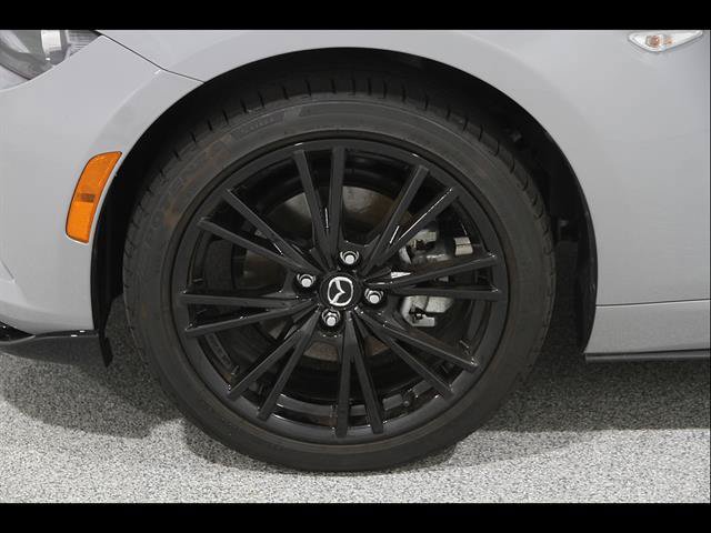 Used 2025 MAZDA MX-5 Miata Club RWD image 21