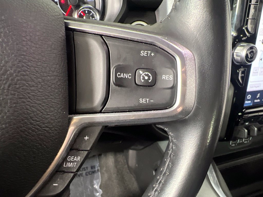 Used 2023 RAM 1500 Laramie AWD/4WD image 22