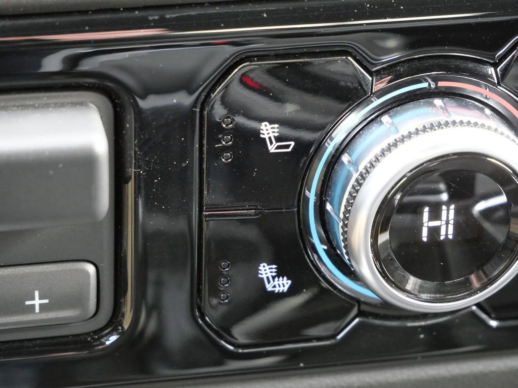 Used 2024 GMC Sierra 1500 Elevation w/ Preferred Package image 44