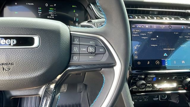 Used 2023 Jeep Grand Cherokee Trailhawk image 26