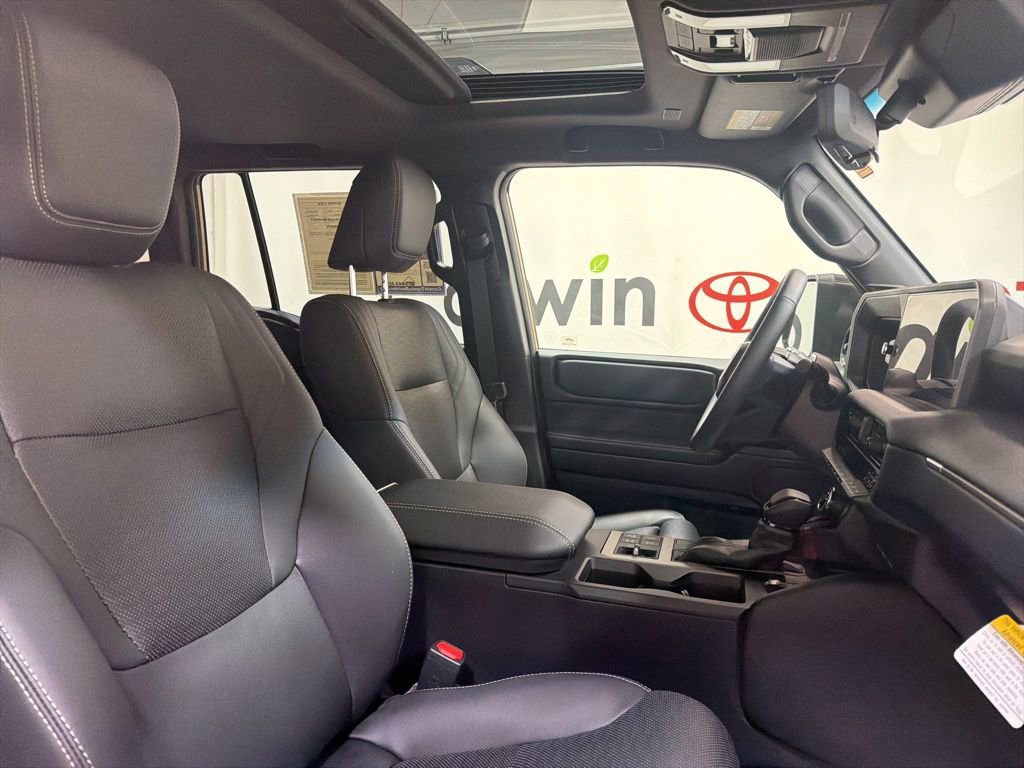 Used 2026 Toyota Land Cruiser w/ Premium Package image 12