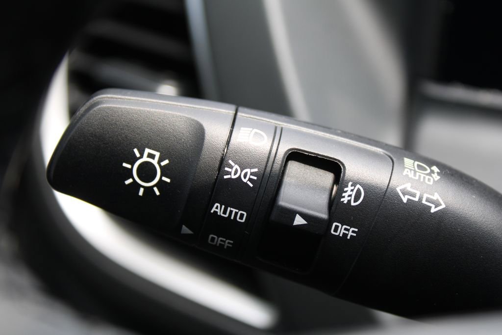 New 2026 Kia Seltos EX FWD image 25