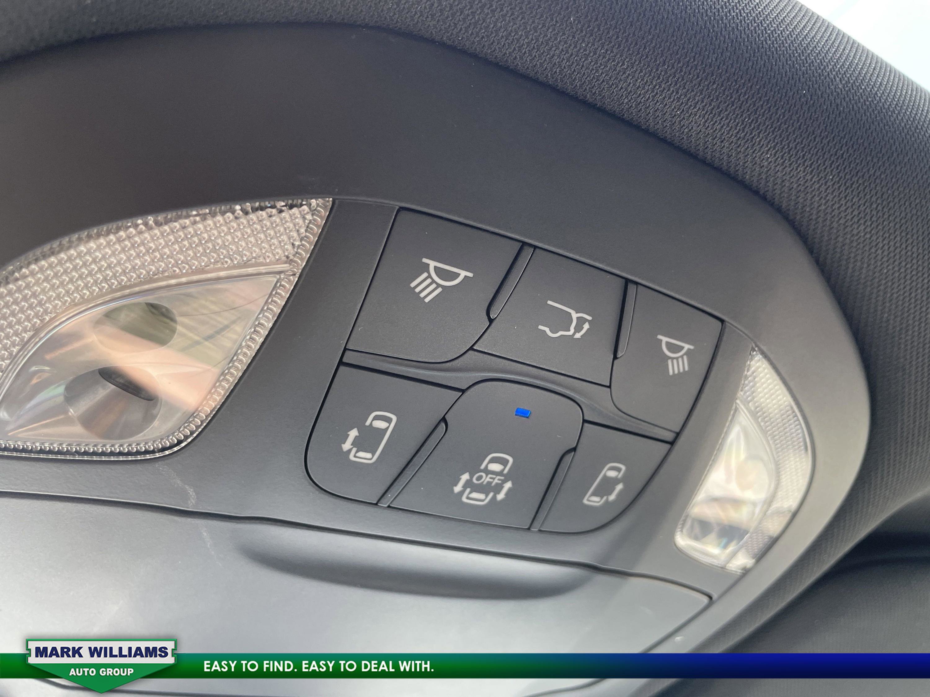 Used 2024 Chrysler Pacifica Limited w/ S Appearance Package image 23