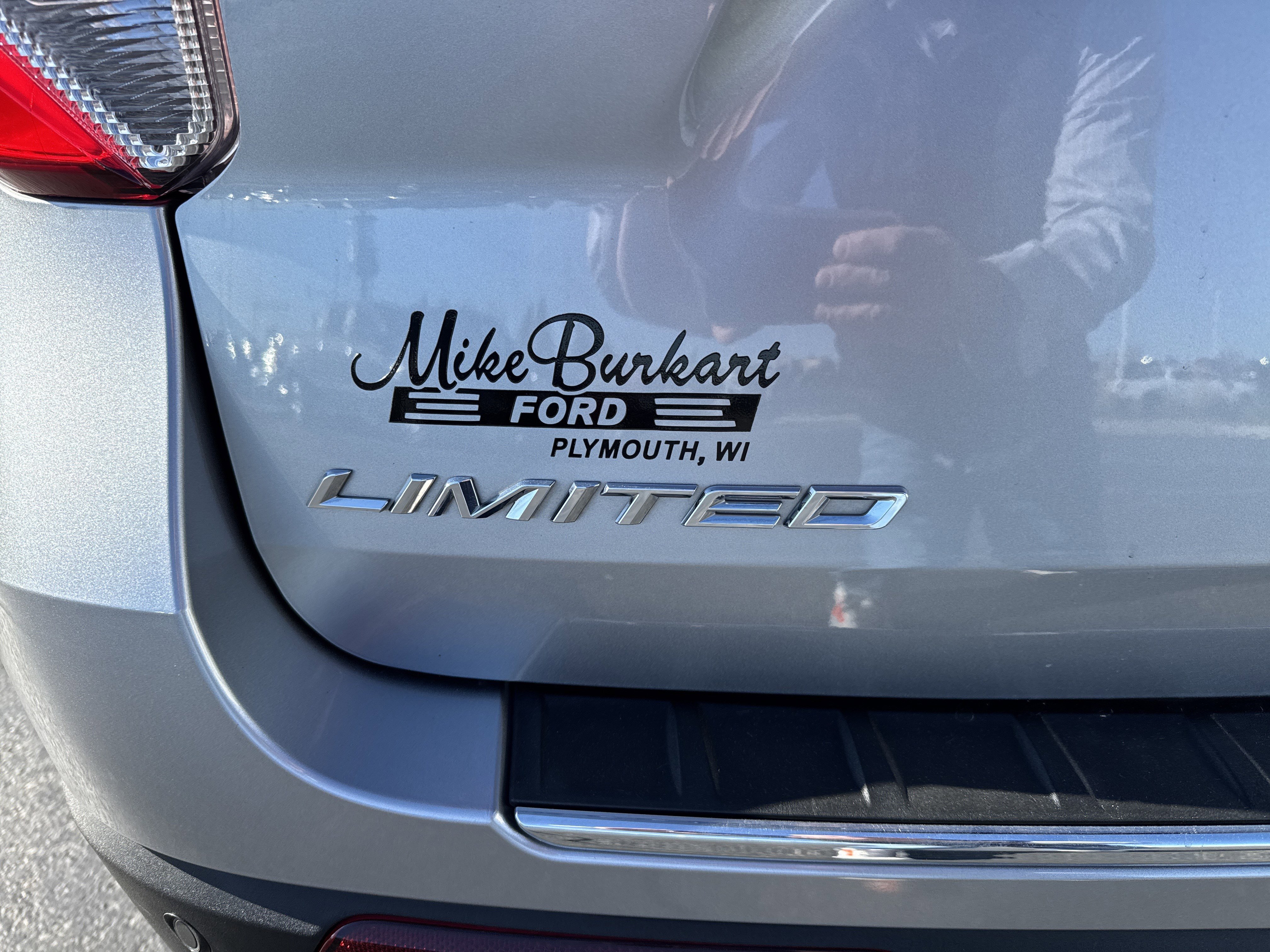 Certified 2022 Ford Explorer Limited AWD/4WD image 11